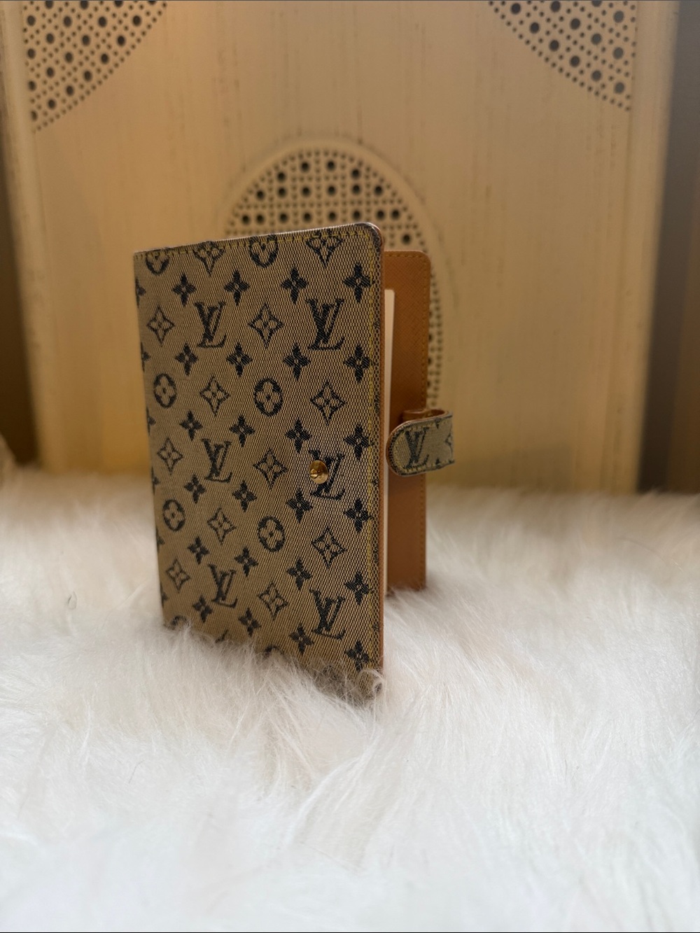 Louis Vuitton Monogram Canvas Card & Key Organizer in Tan and Black